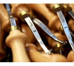 BORDO QUADRATO Da 0,4 a 2 mm