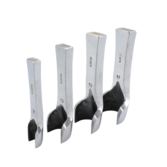 Round strap end punch - No3 to 18