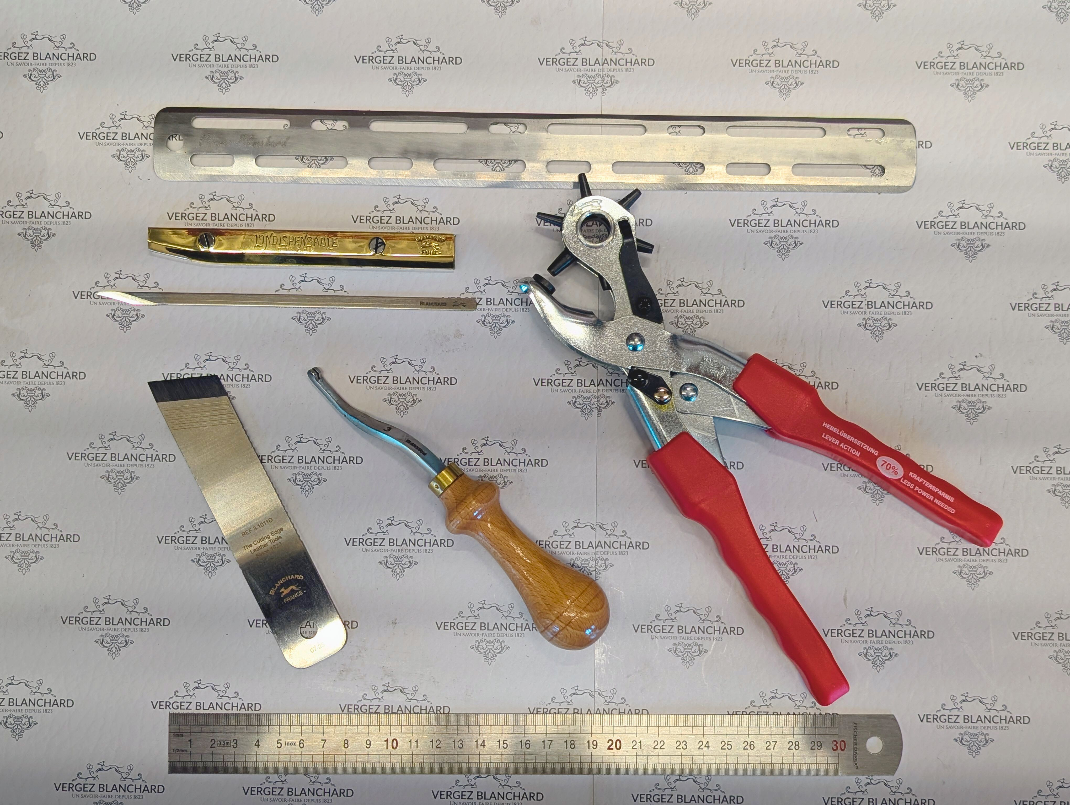 LEATHER CUTTING KIT -...