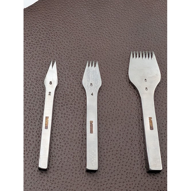 KIT DE GRIFFES  A FRAPPER "L'ESSENTIEL"