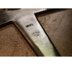 Roofing hammer engraving