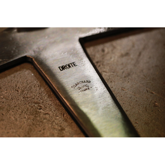 Grabado en martillo de techador
