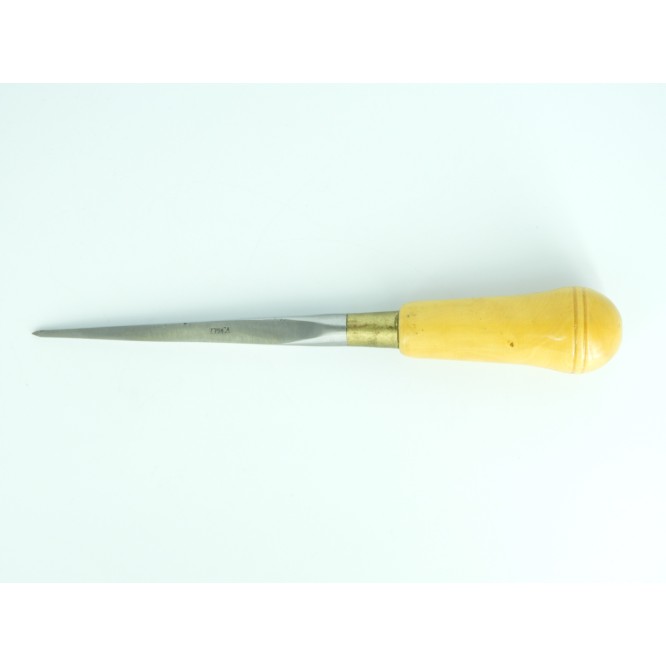 Square point boxwood handle large
