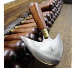 COLTELLO A MEZZALUNA