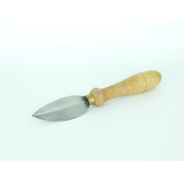 Painter's knife sage leaf shape
