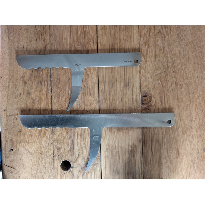 ENCLUME COUVREUR A GAUCHE 40 CM