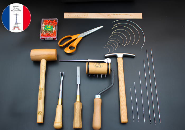 Kit outils tapissier